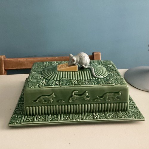 Cheese tray with mouse cat - cheese,