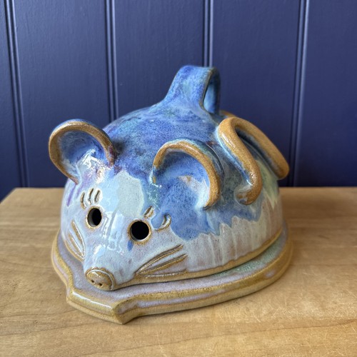 Canterbury pottery mouse - canterbury,