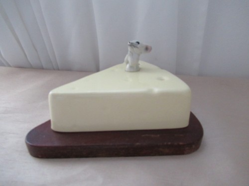 Vintage ceramic wood cheese - ceramic,