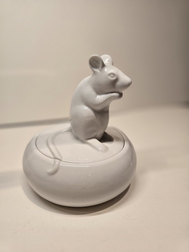 Cheese box white porcelain - box,